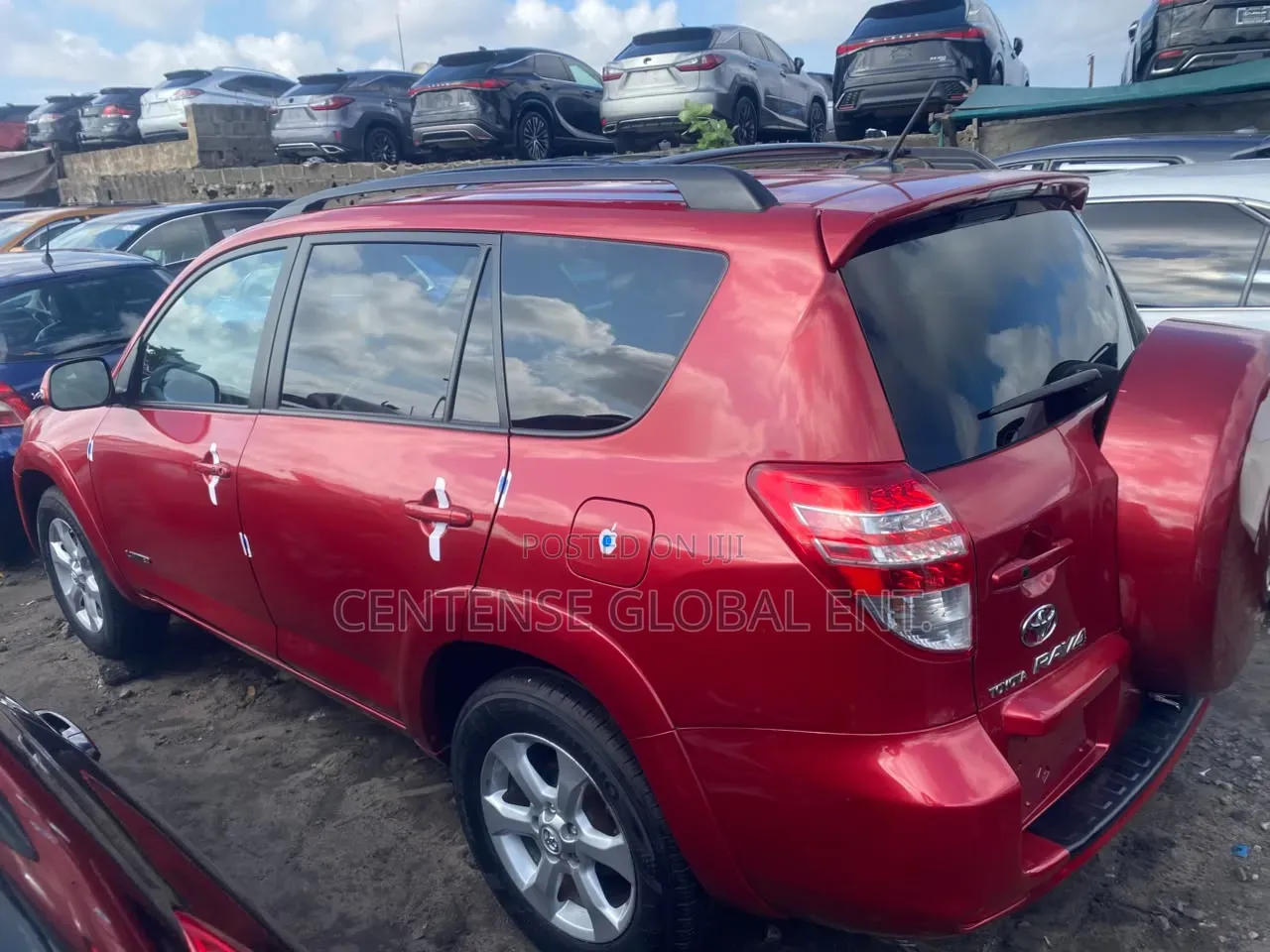 Toyota RAV4 2010 Red