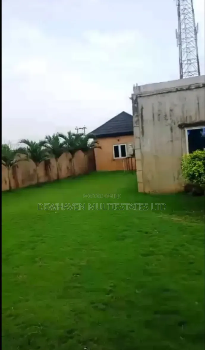 Factory Warehouse With Staff House for Sale