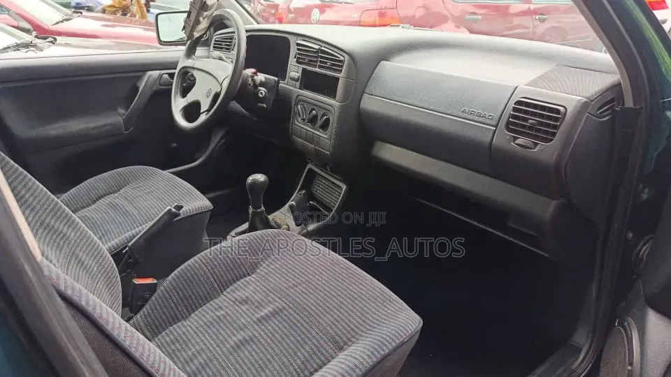Volkswagen Golf 1999 Green
