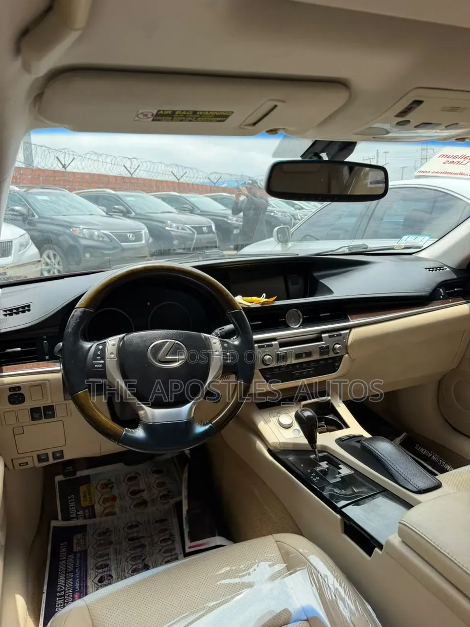 Lexus ES 2015 Red