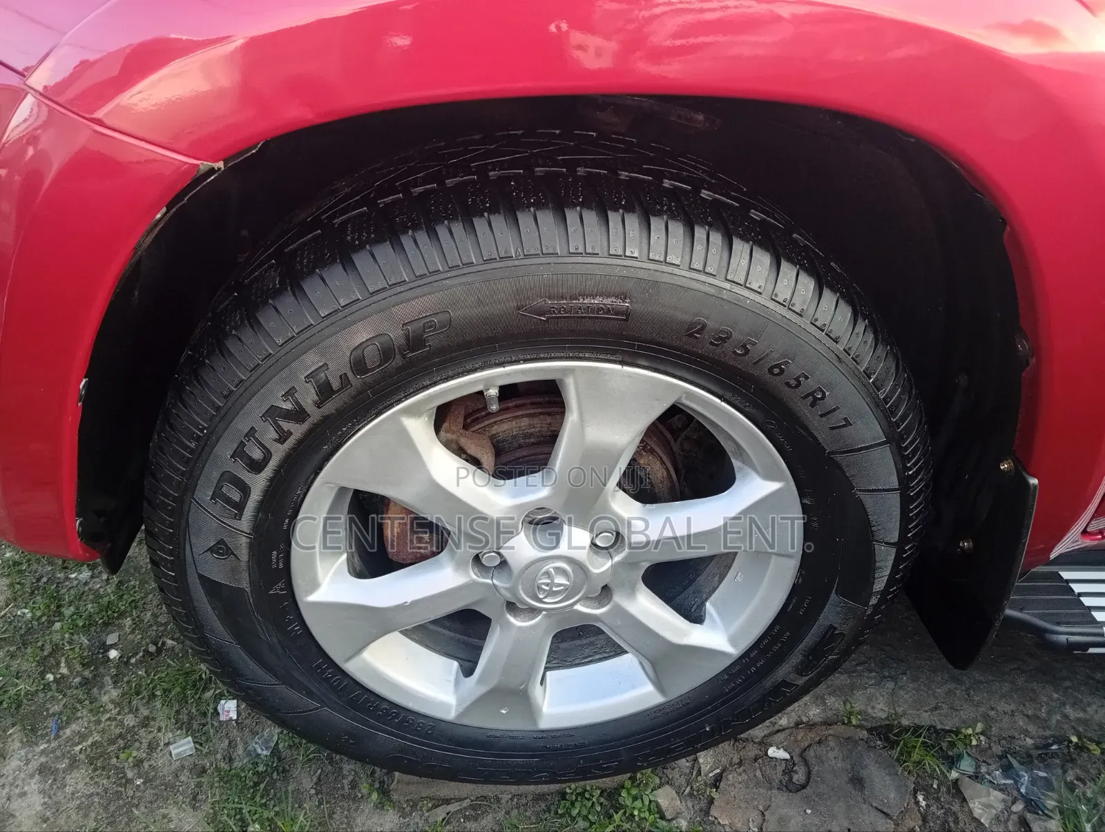Toyota RAV4 2010 Red