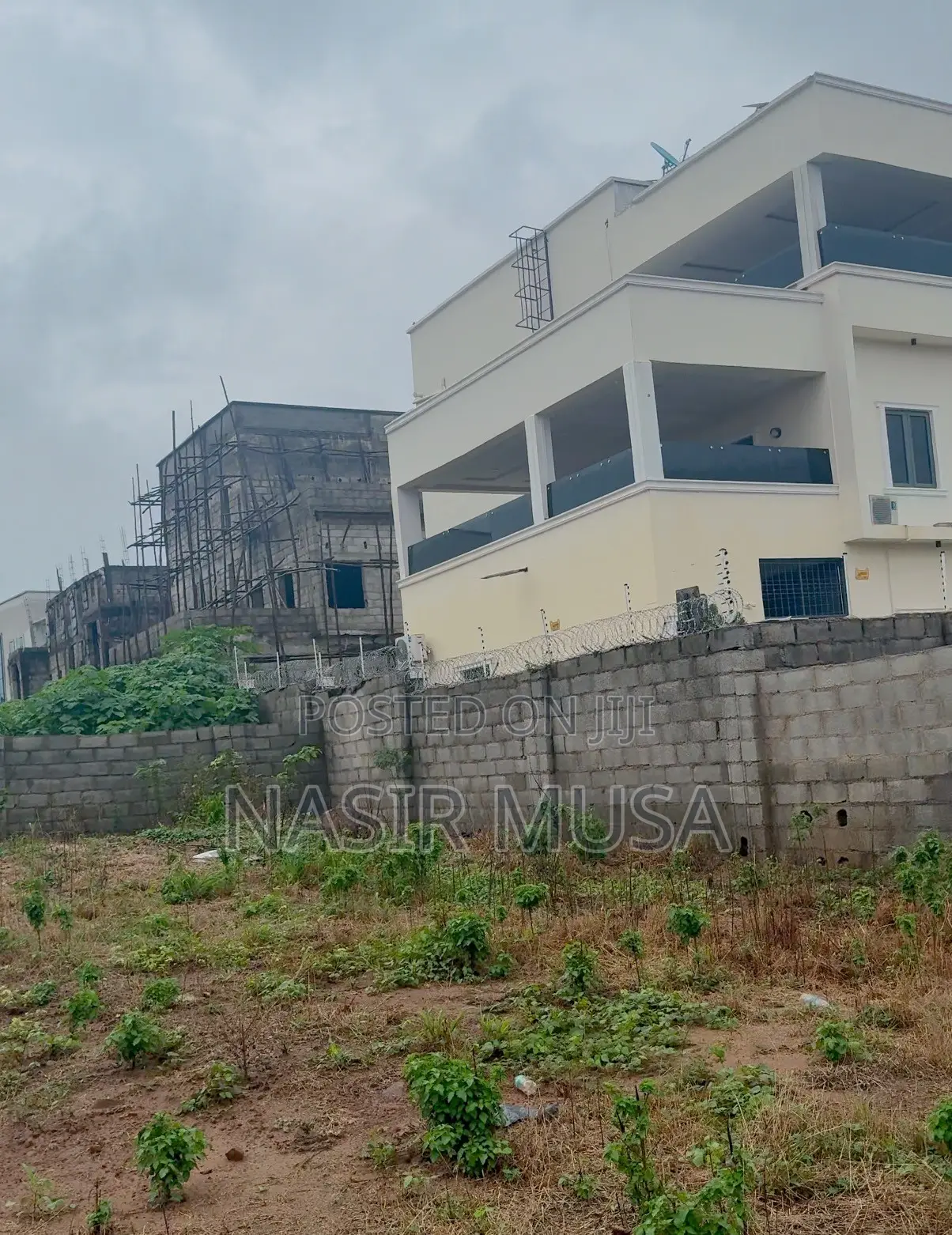 🔥 400sqm Prime Buy & Build Land for Sale — Life Camp, Abuja 🔥