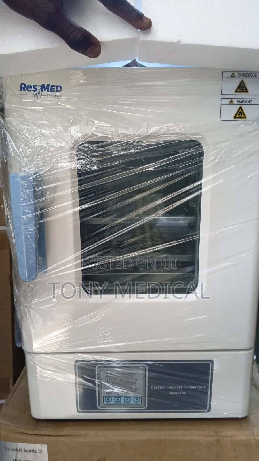 Laboratory Incubator
