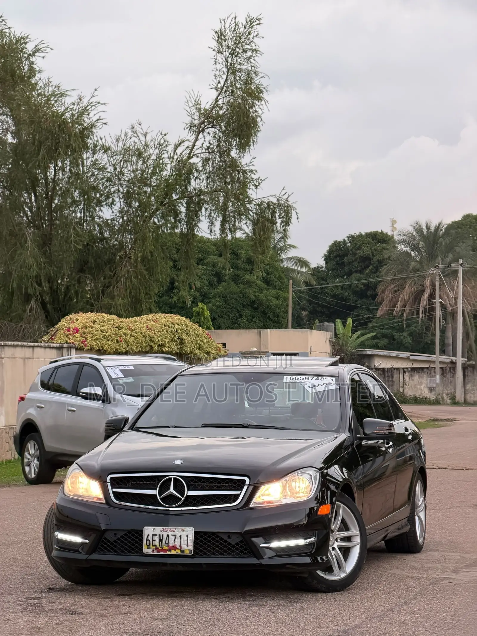 Mercedes-Benz C300 2013 Black
