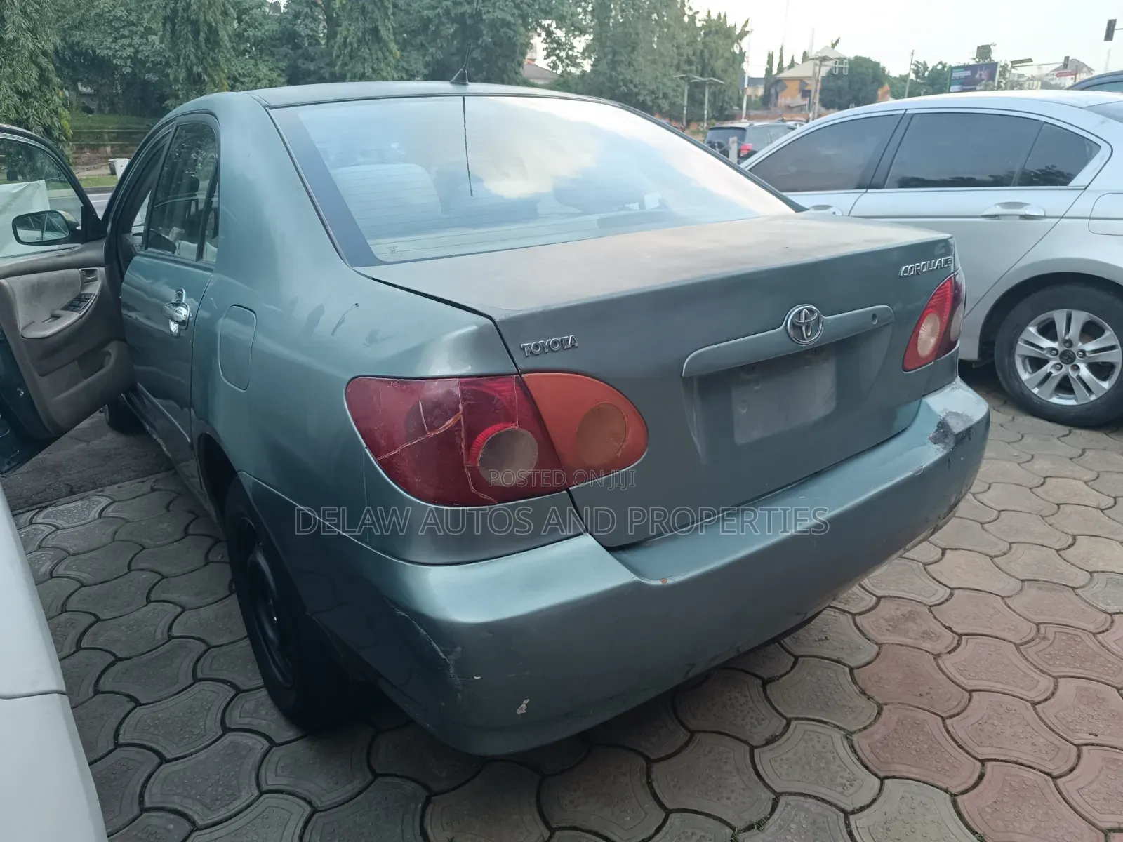 Toyota Corolla LE 2005 Blue