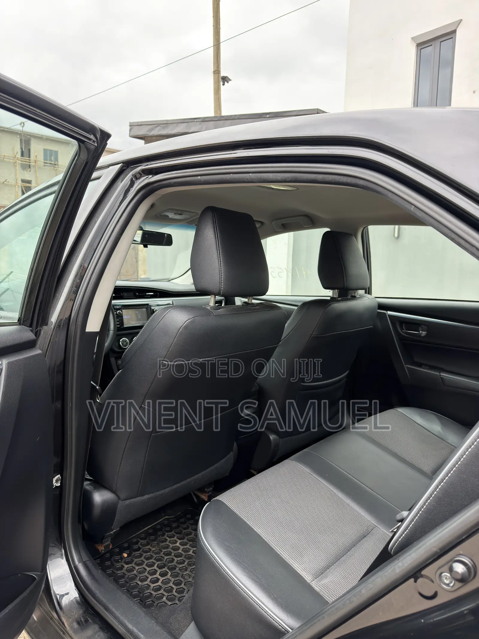 Toyota Corolla 2015 Black