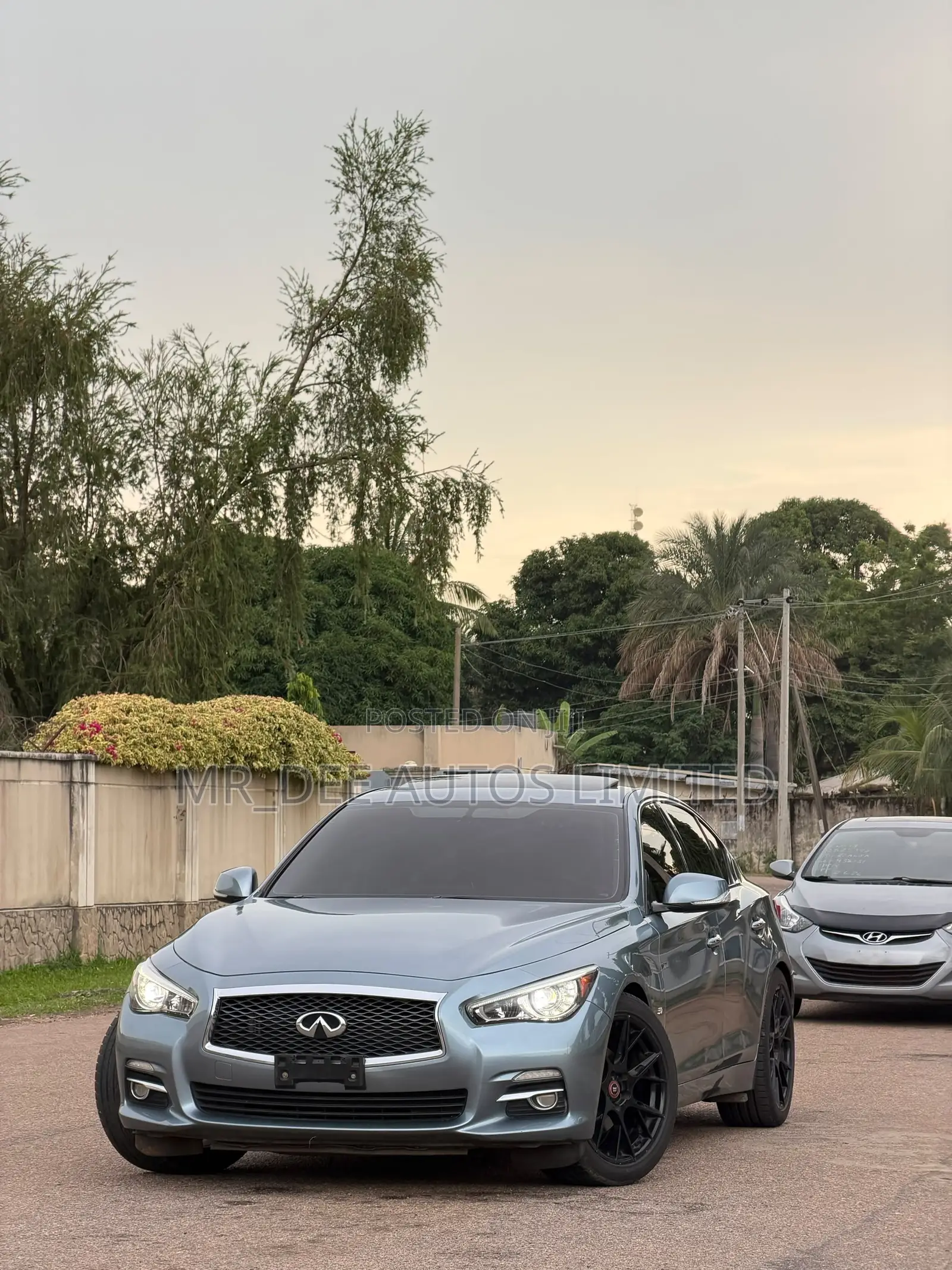 Infiniti Q50 2016 Blue