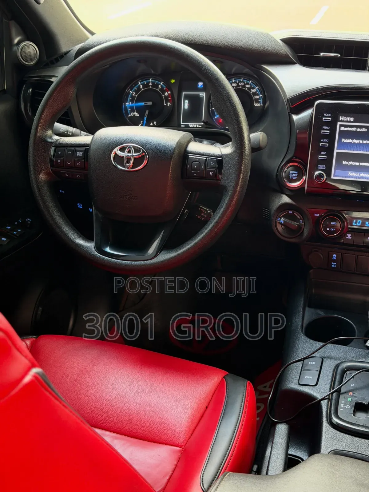 Toyota Hilux 2024 Black
