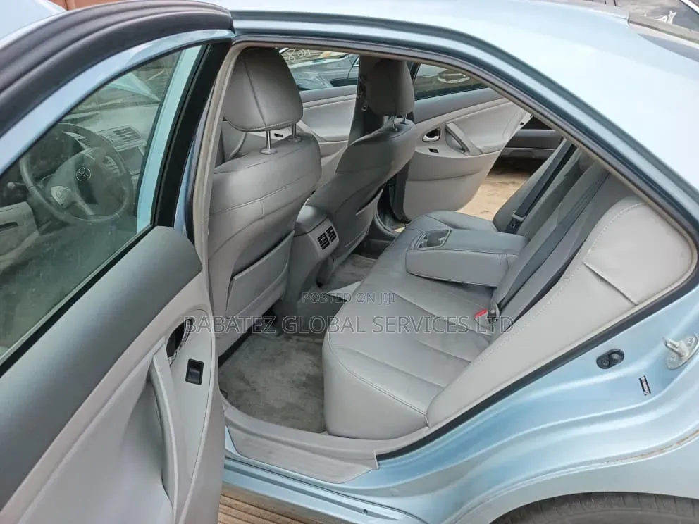 Toyota Camry 2009 Blue