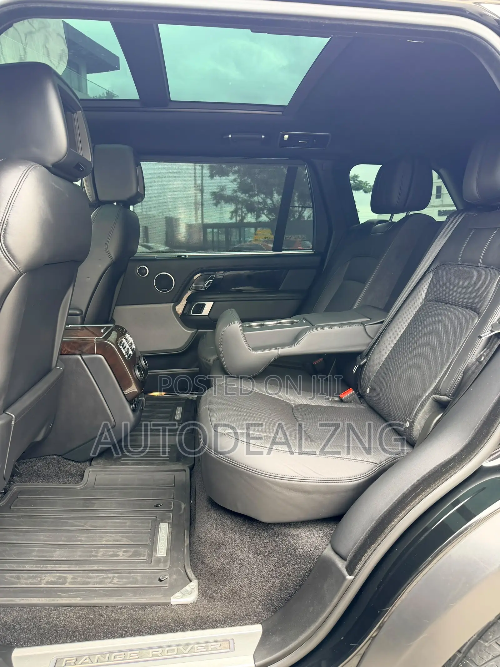 Land Rover Range Rover 5.0L Supercharged Autobiography LWB 2018 Black