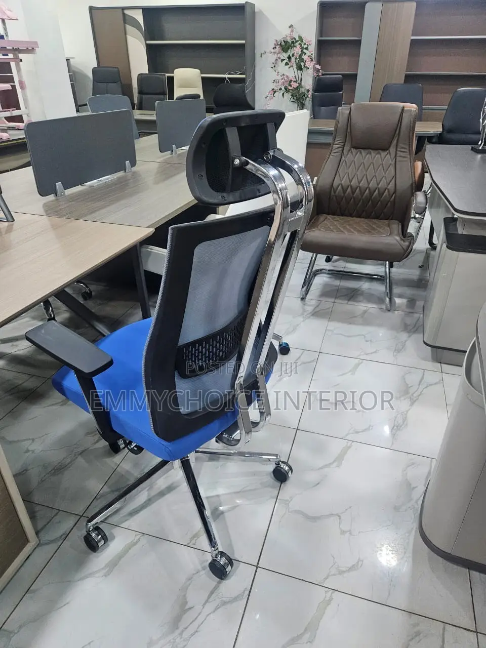 Ergonomic Office Swivel Mesh Chair  With Headrest