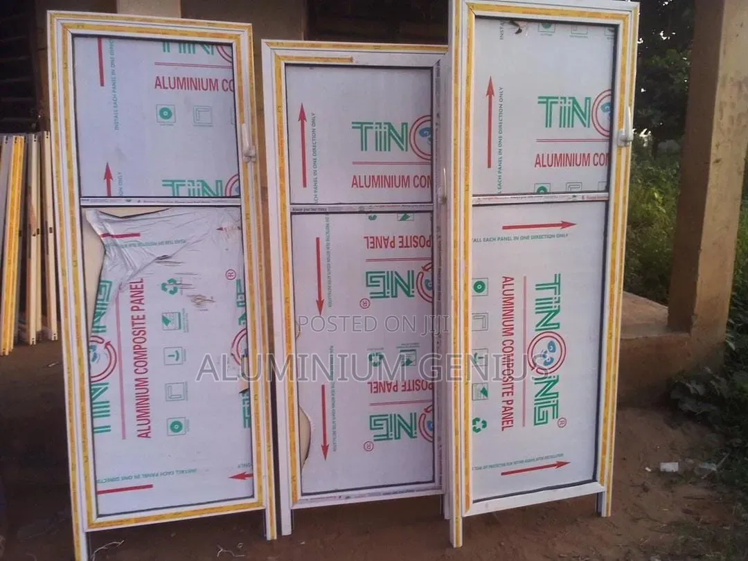 Aluminium Hinge Door