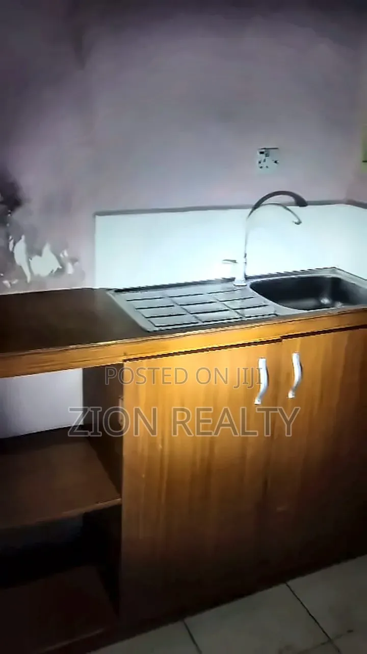 1bdrm Bedsitter in Bashorun Estate, Sangotedo for rent