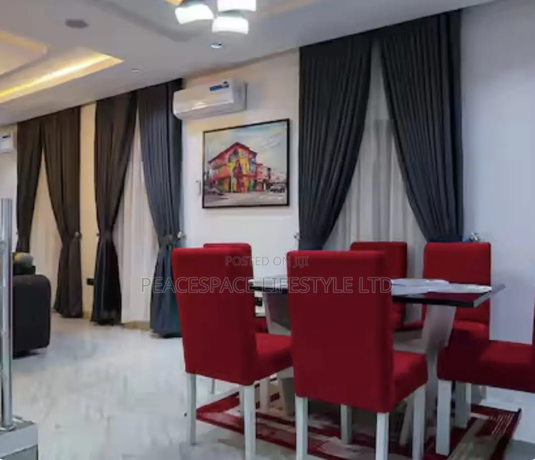 Smart 4 Bedroom Apartment Surulere