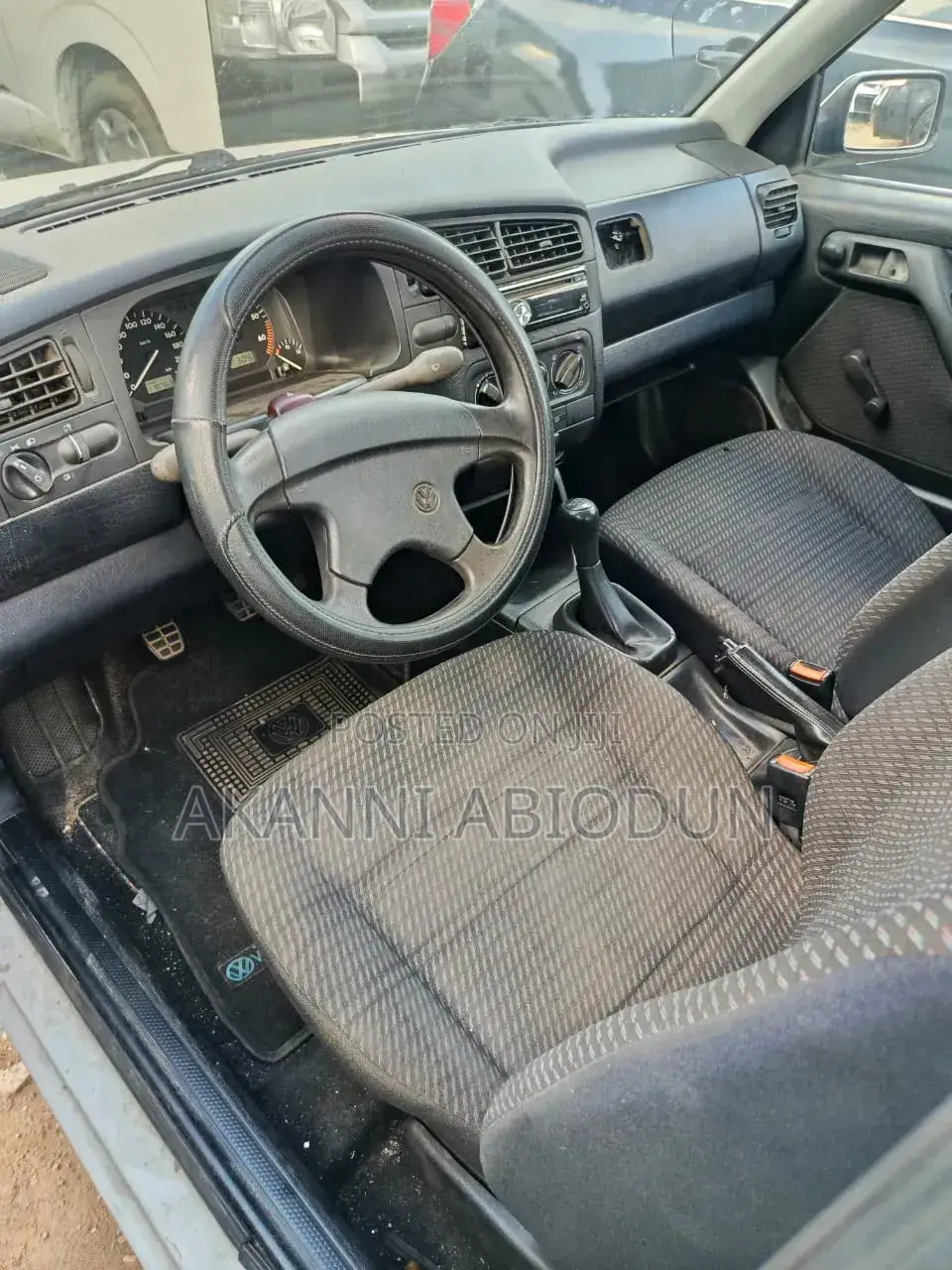 Volkswagen Vento 2001 White