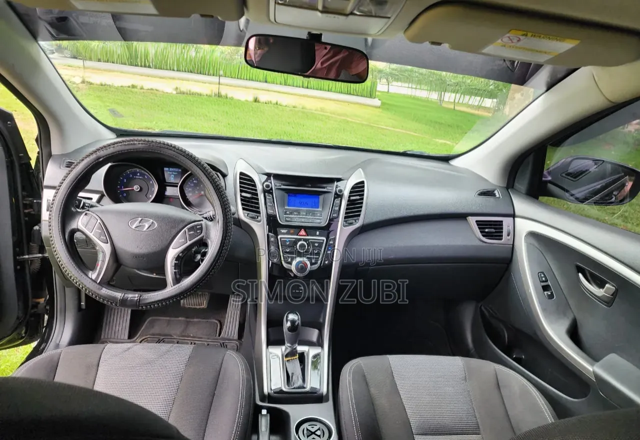 Hyundai Elantra 2015 Black