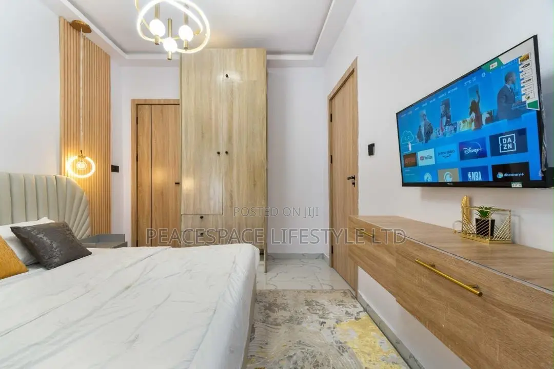 Lovely 1 Bedroom Lekki