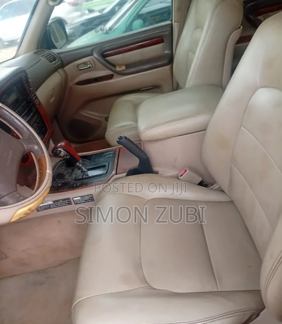 Lexus LX 470 Sport Utility 2006 Black