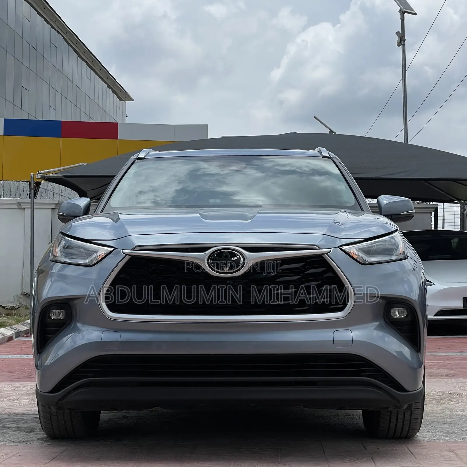 Toyota Highlander XLE 2021 Silver