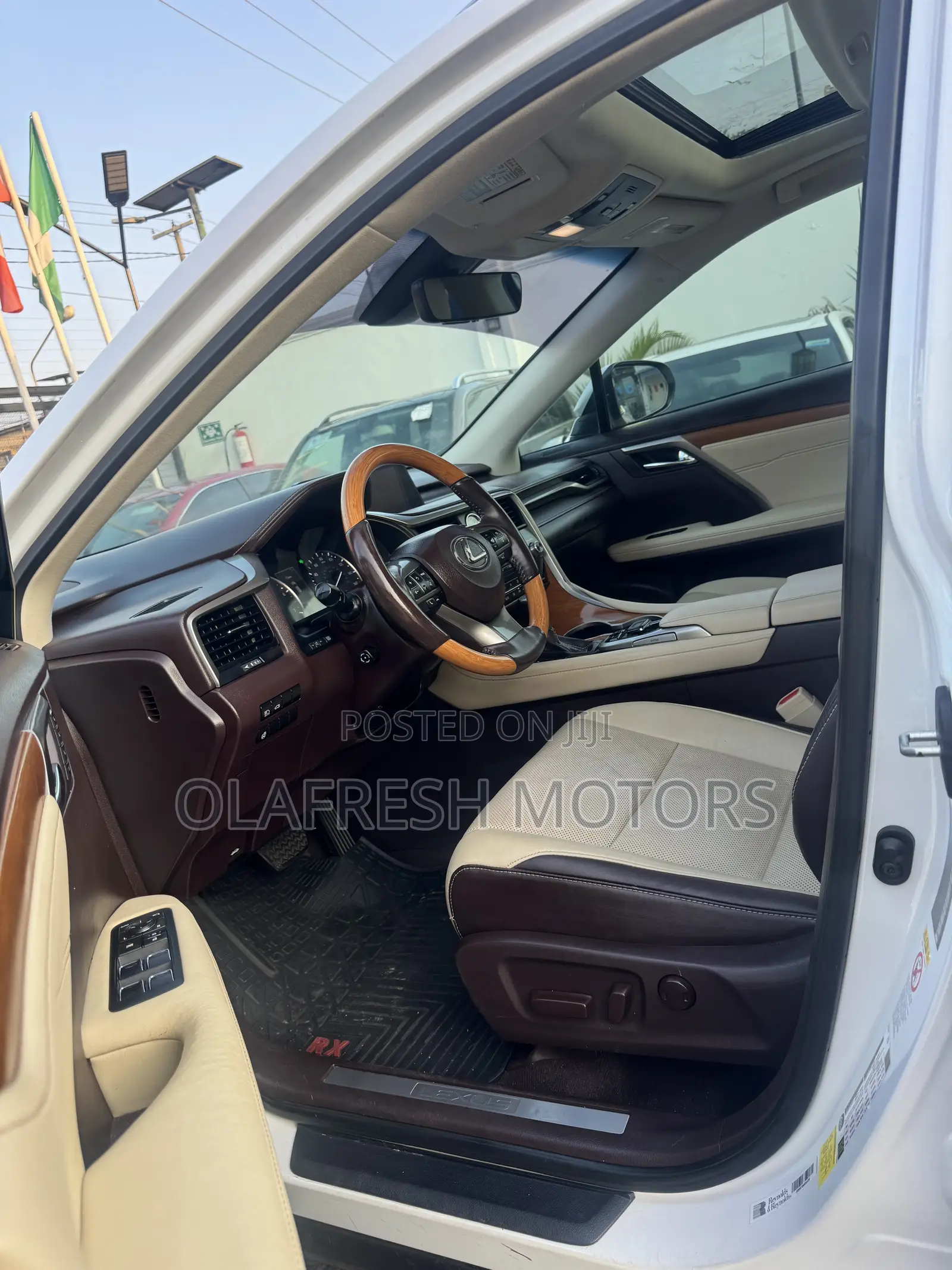 Lexus RX 350 AWD 2016 White