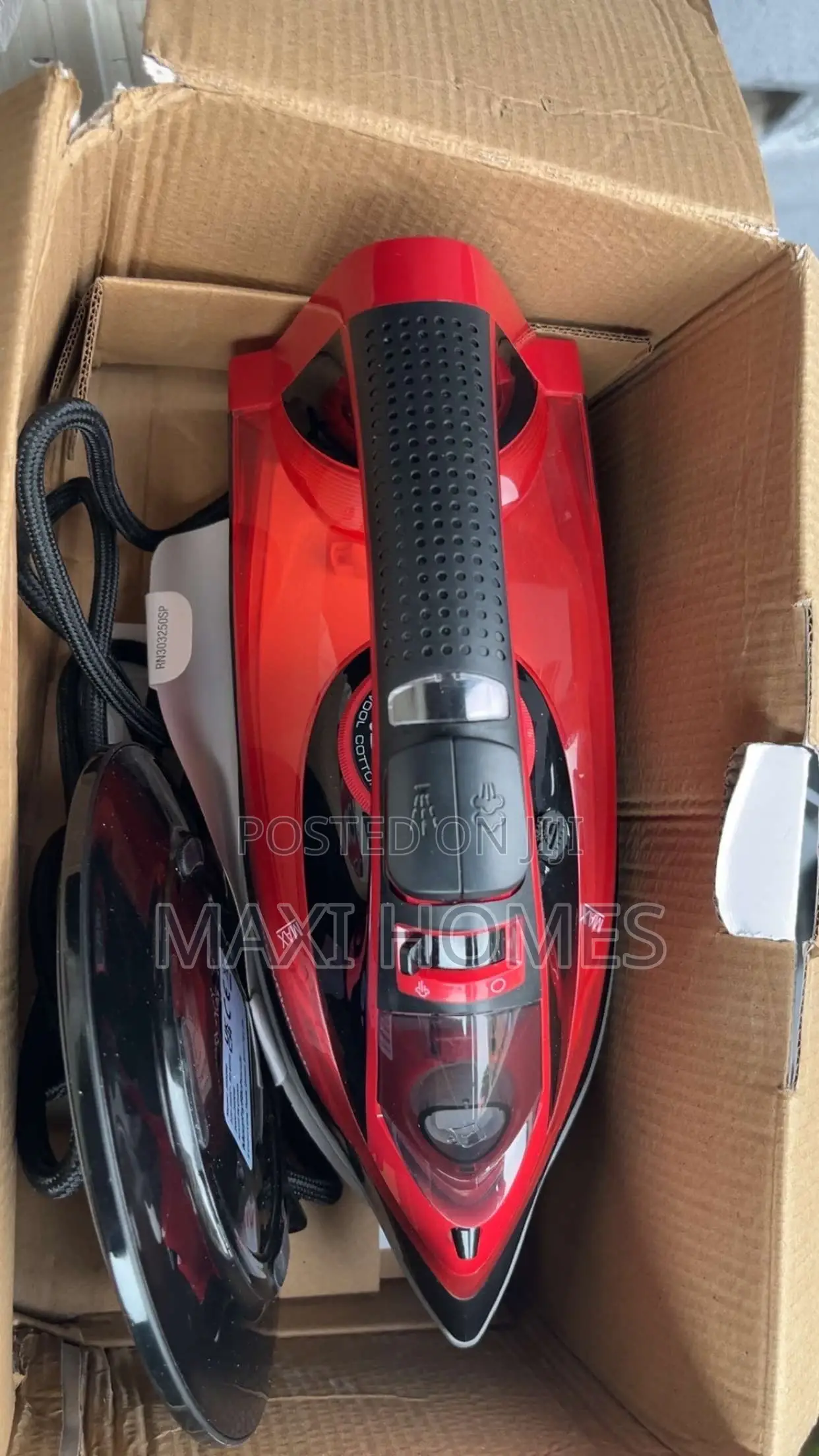Morphy Richards EasyCharge 360 Cordless Steam Iron