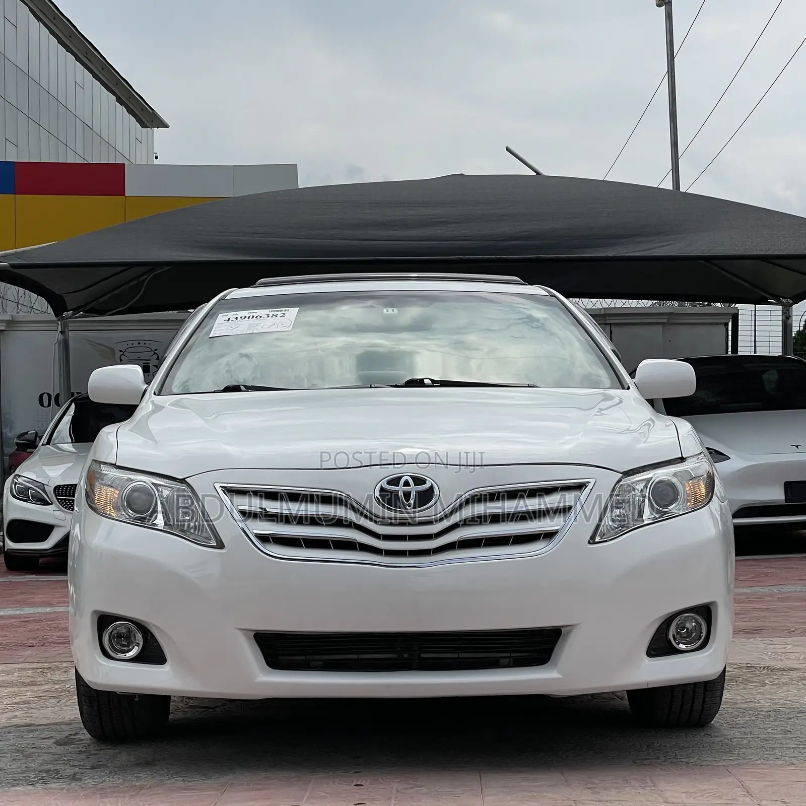 Toyota Camry XLE 4dr Sedan (2.5L 4cyl 6AM) 2010 White