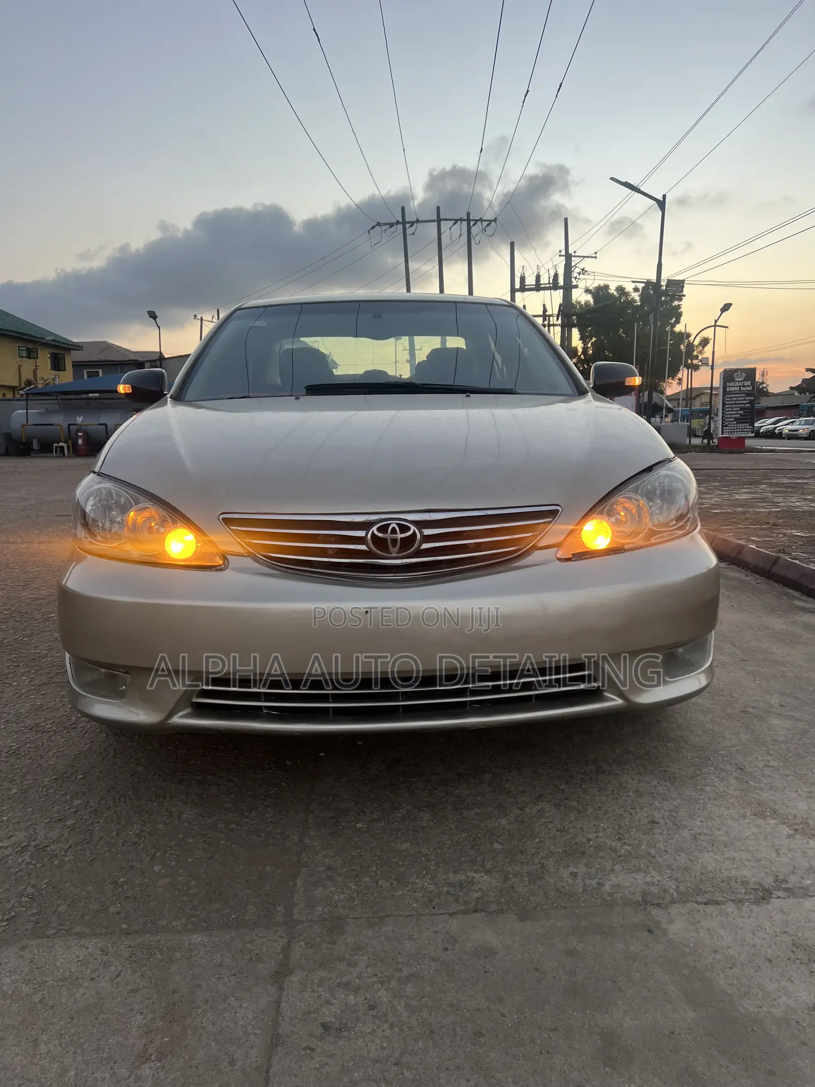 Toyota Camry 2005 Gold