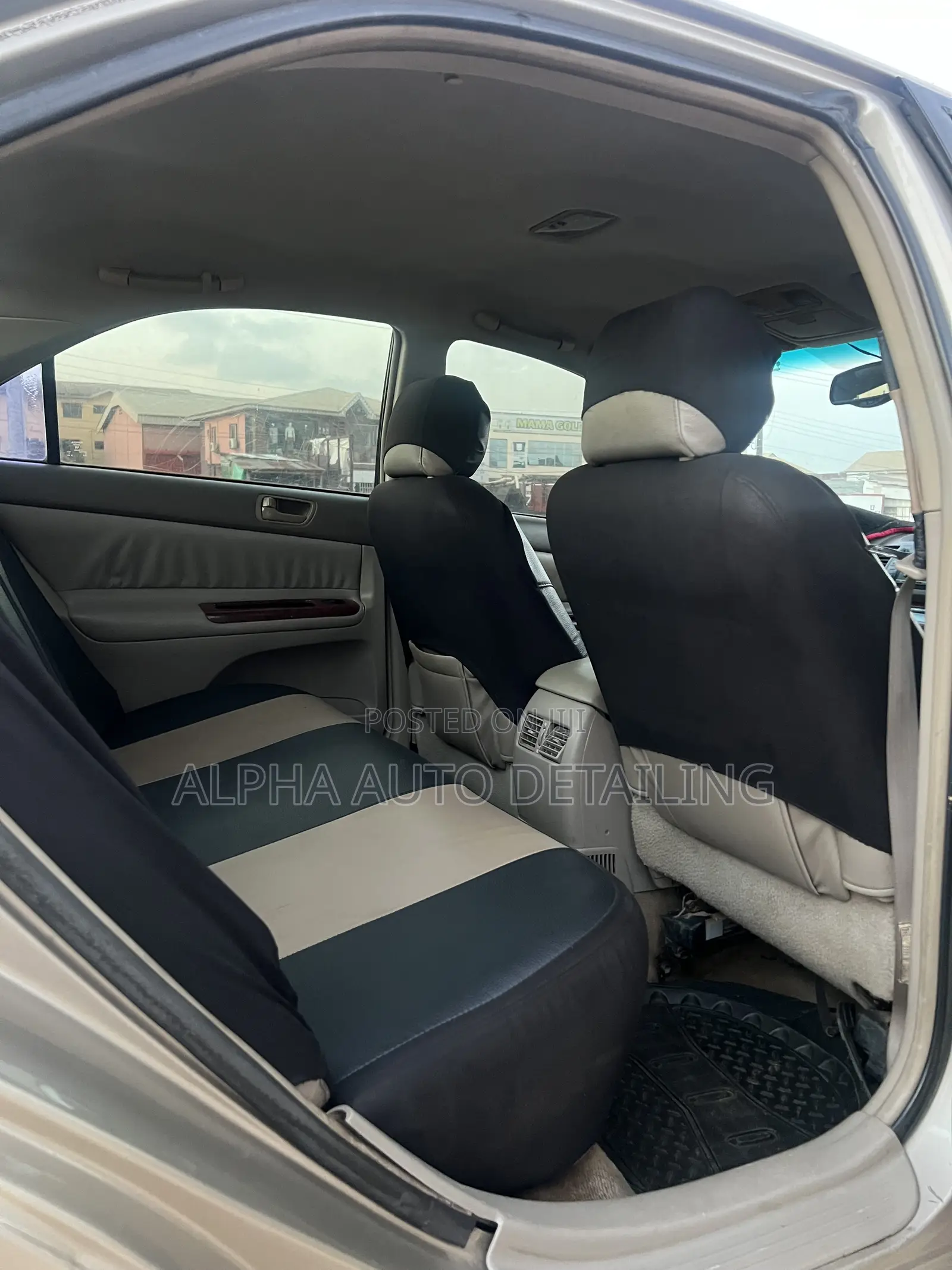 Toyota Camry 2005 Gold