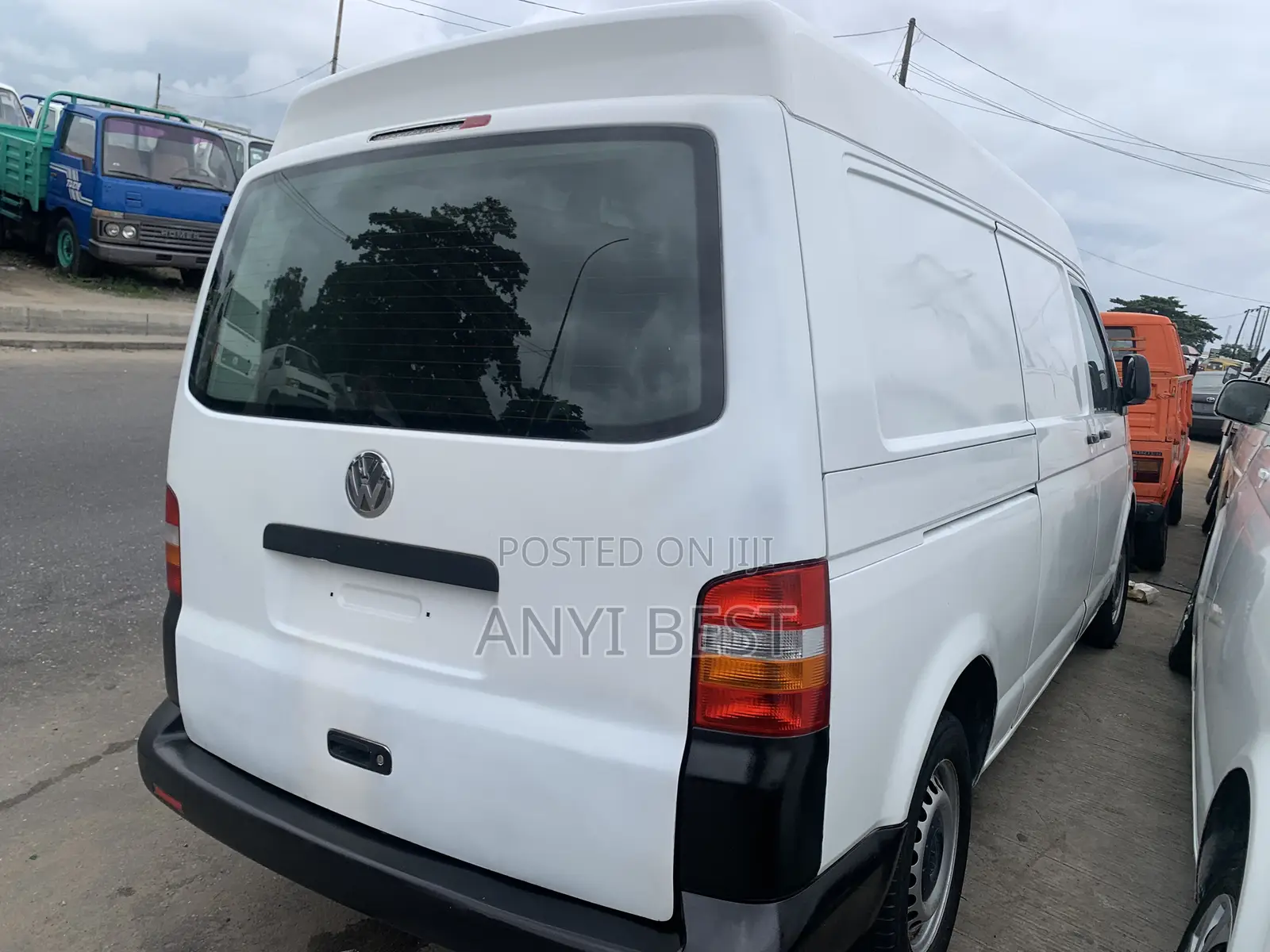 Volkswagen Transporter 2012 White