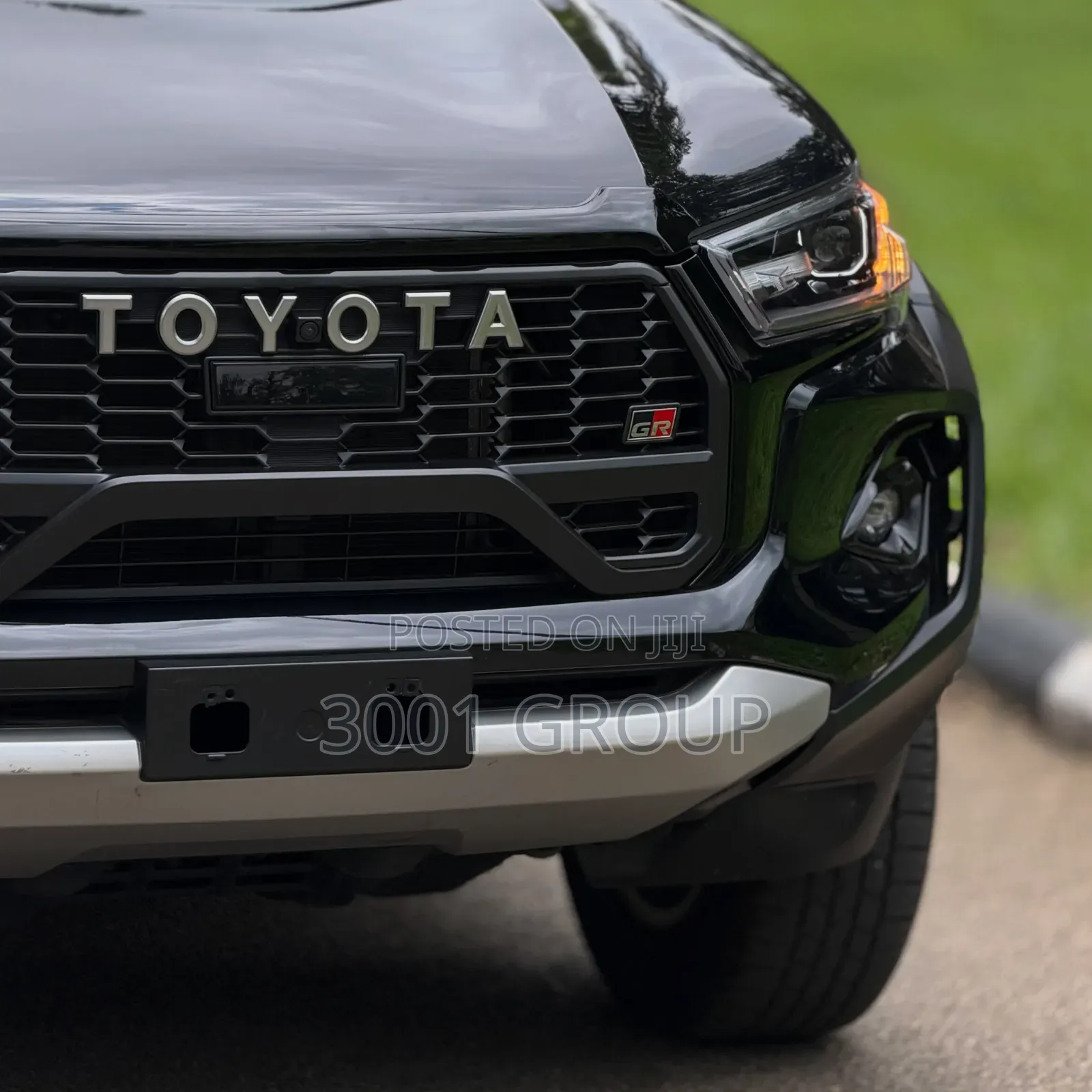 New Toyota Hilux 2026 Black