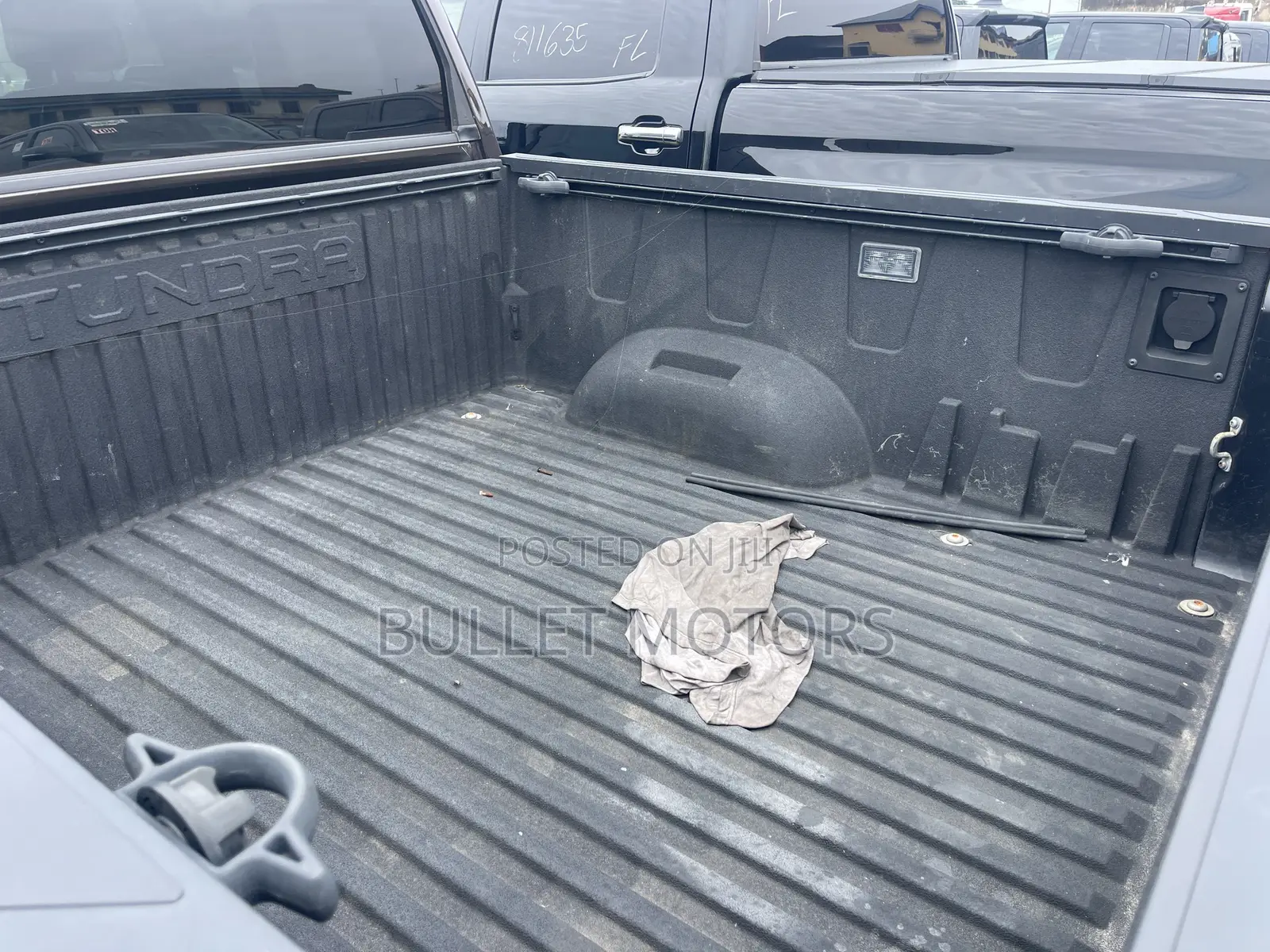 Toyota Tundra Platinum CrewMax 6.5' Bed 2023 Black