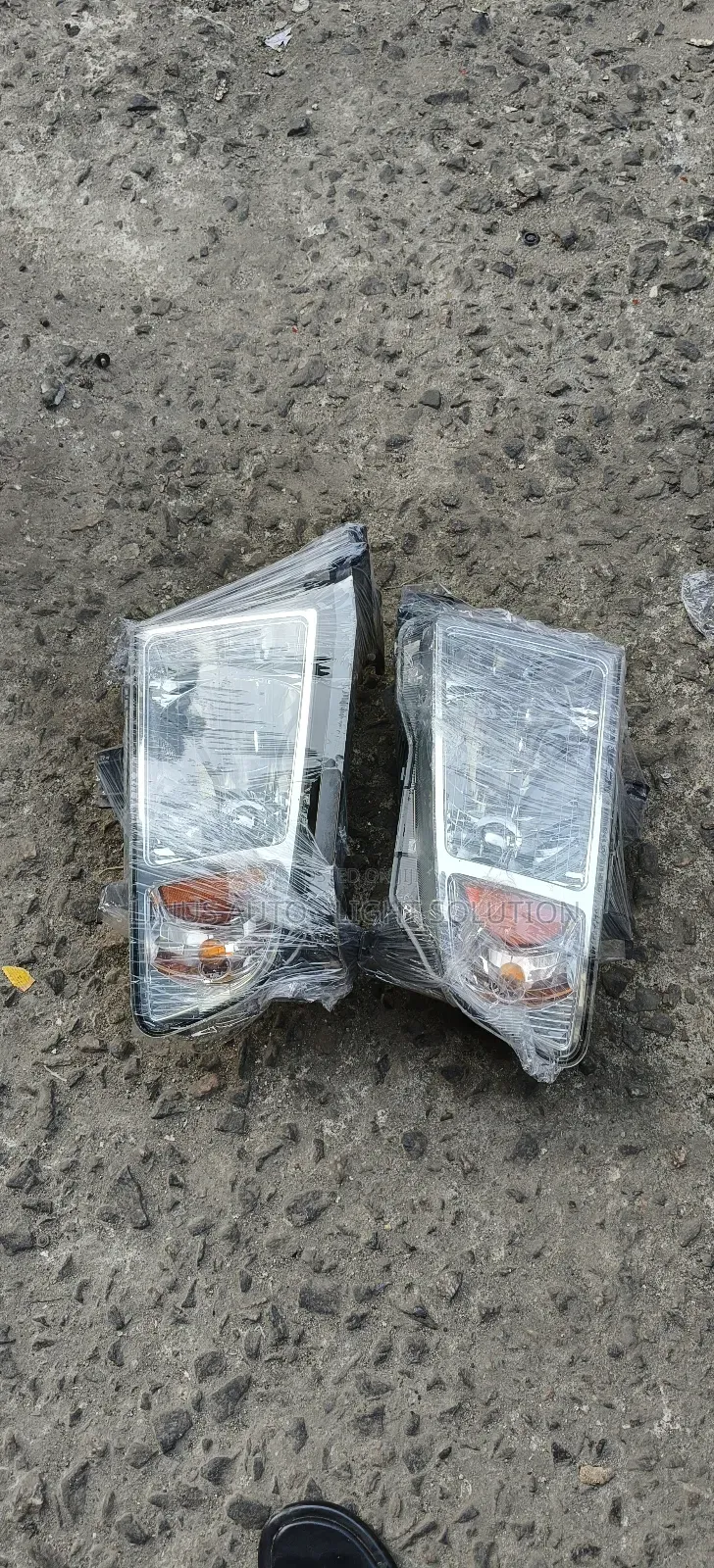 Head Lights Honda Ridgeline 2012