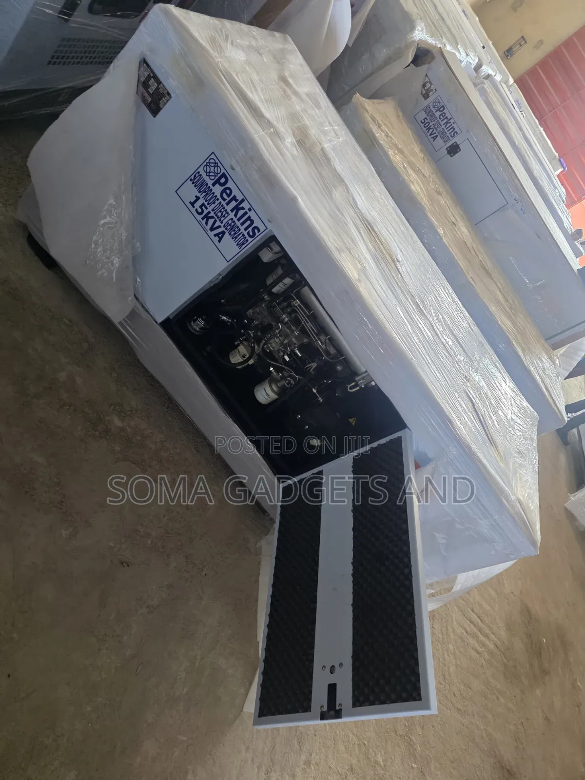 Perkins 15kva Diesel Soundproof Gen 2years Wty 100%copper Coil