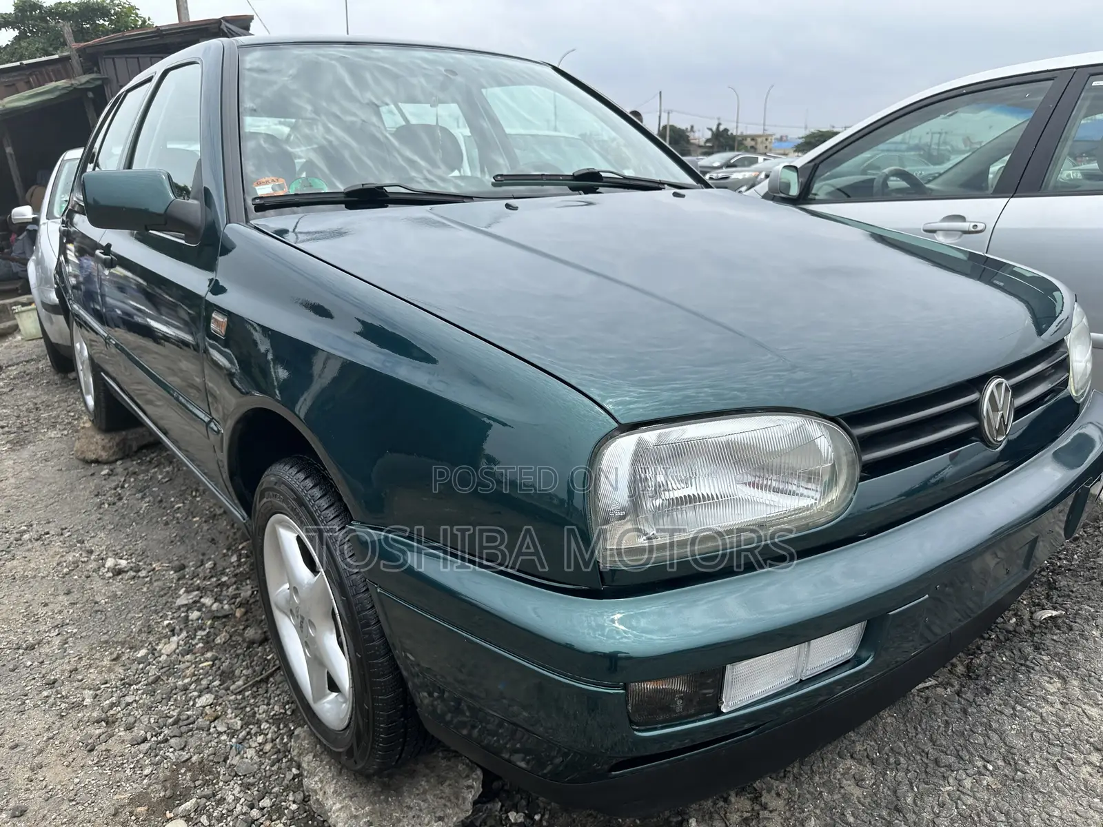 Volkswagen Golf 2000 Green