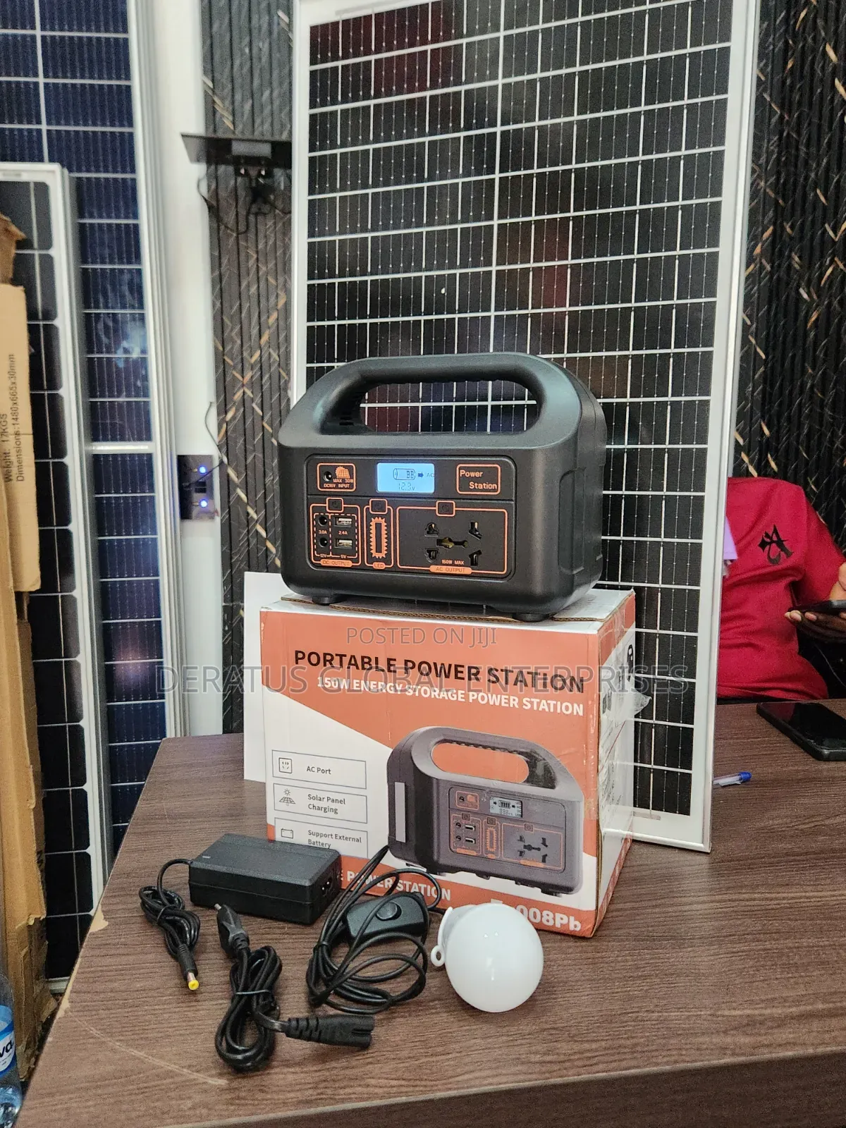 Portable 150W Solar Generator for Home & Outdoor Use