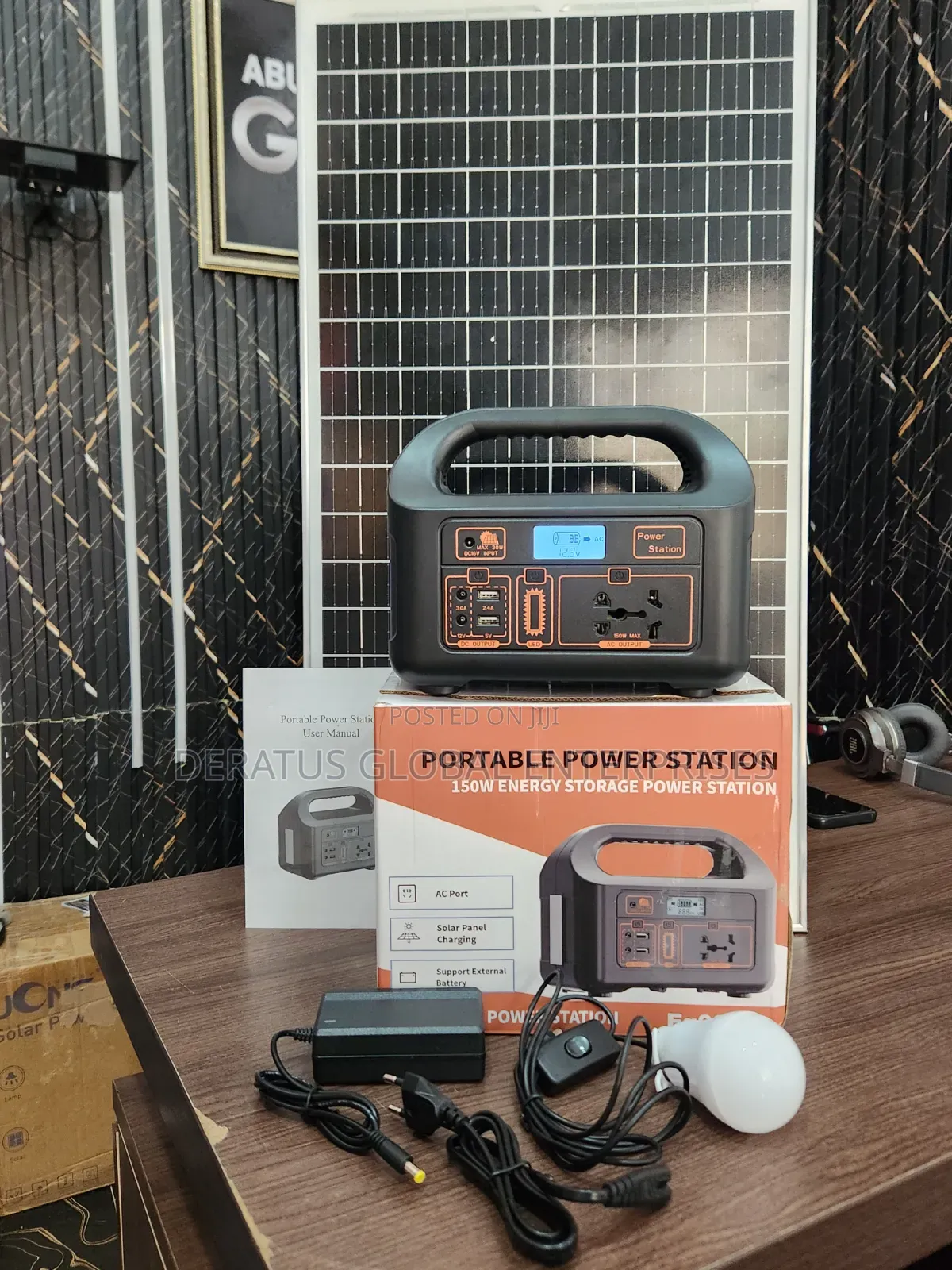 150W Rechargeable Solar Power Station With Solar Panel