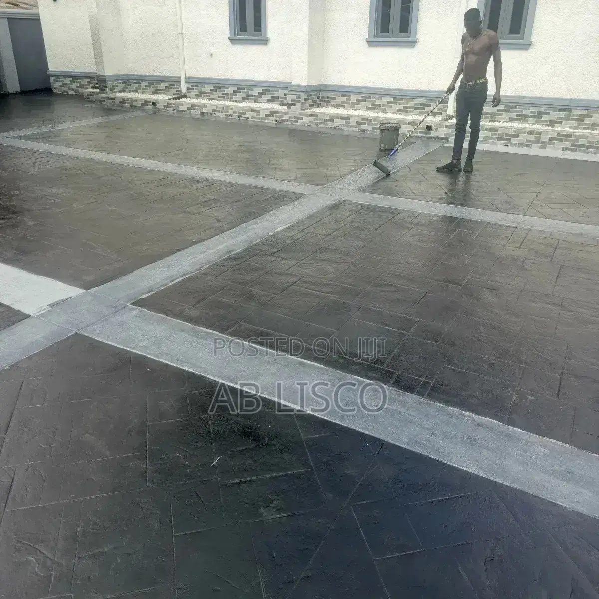 Increet Concrete Floor and Walls Design
