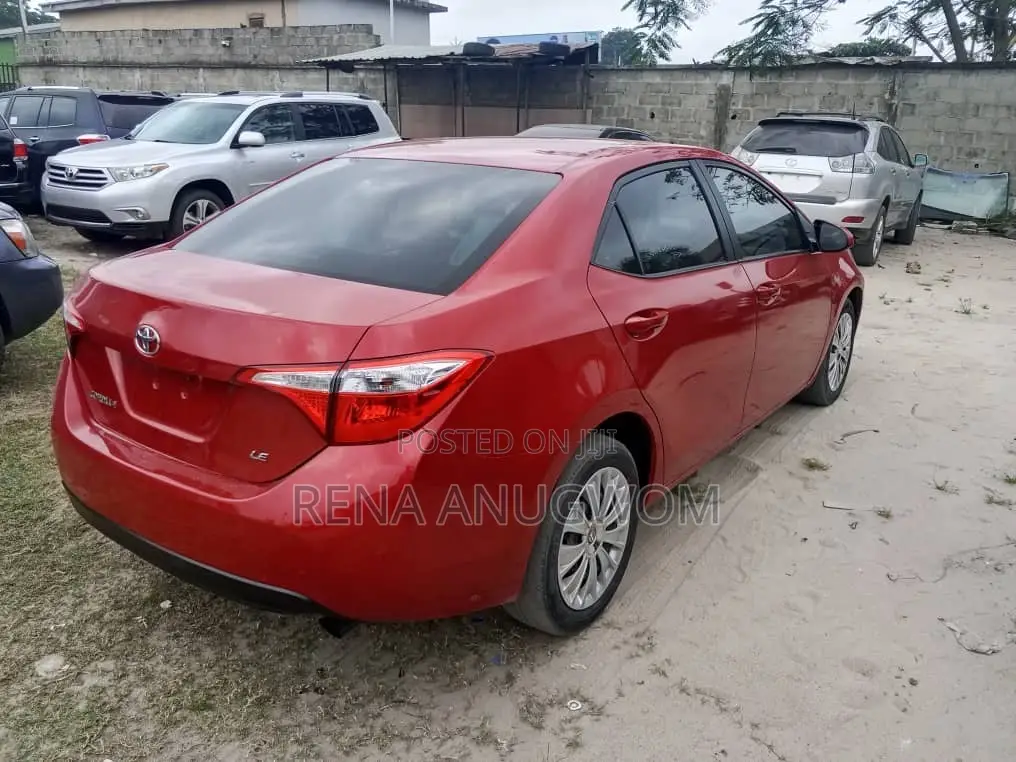 Toyota Corolla 2015 Red
