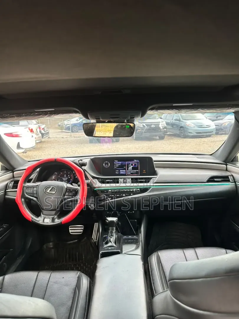 Lexus ES 2020 Gold