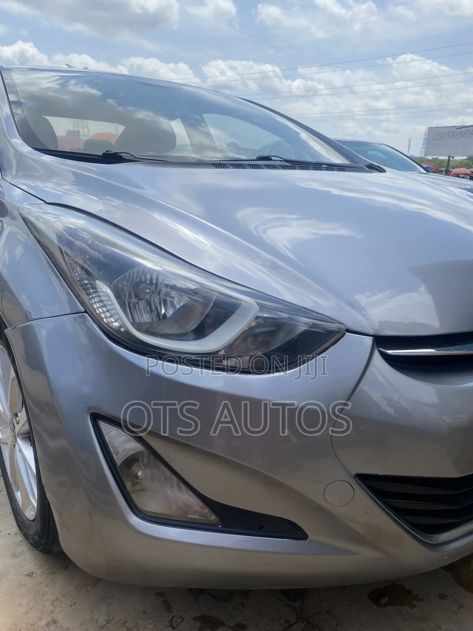 Hyundai Elantra GLS Sedan FWD (1.8L 4cyl 6M) 2013 Gray
