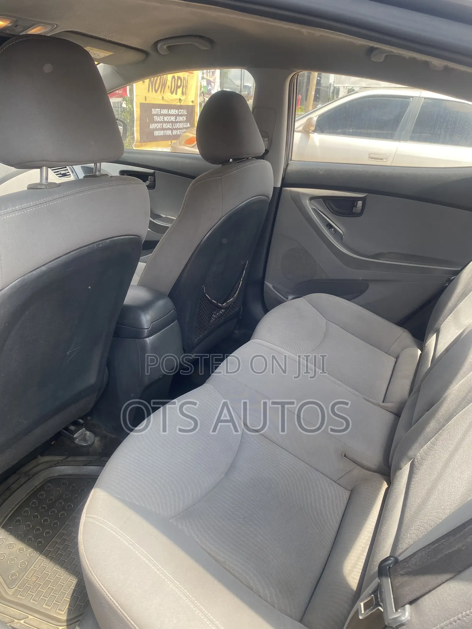 Hyundai Elantra GLS Sedan FWD (1.8L 4cyl 6M) 2013 Gray