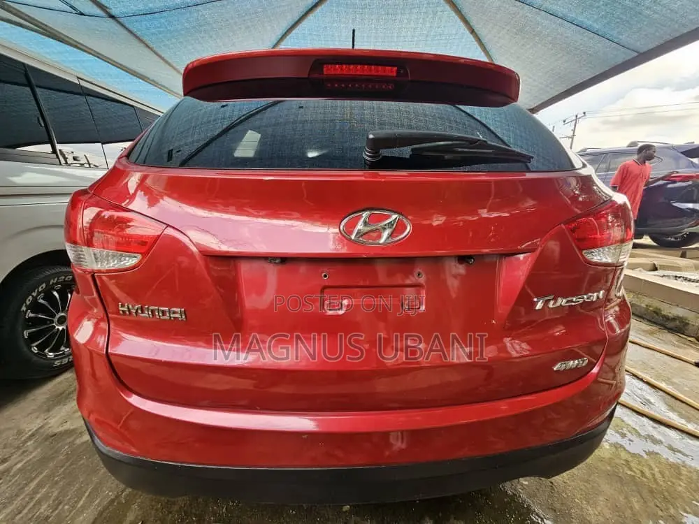 Hyundai Tucson Limited FWD 2013 Red