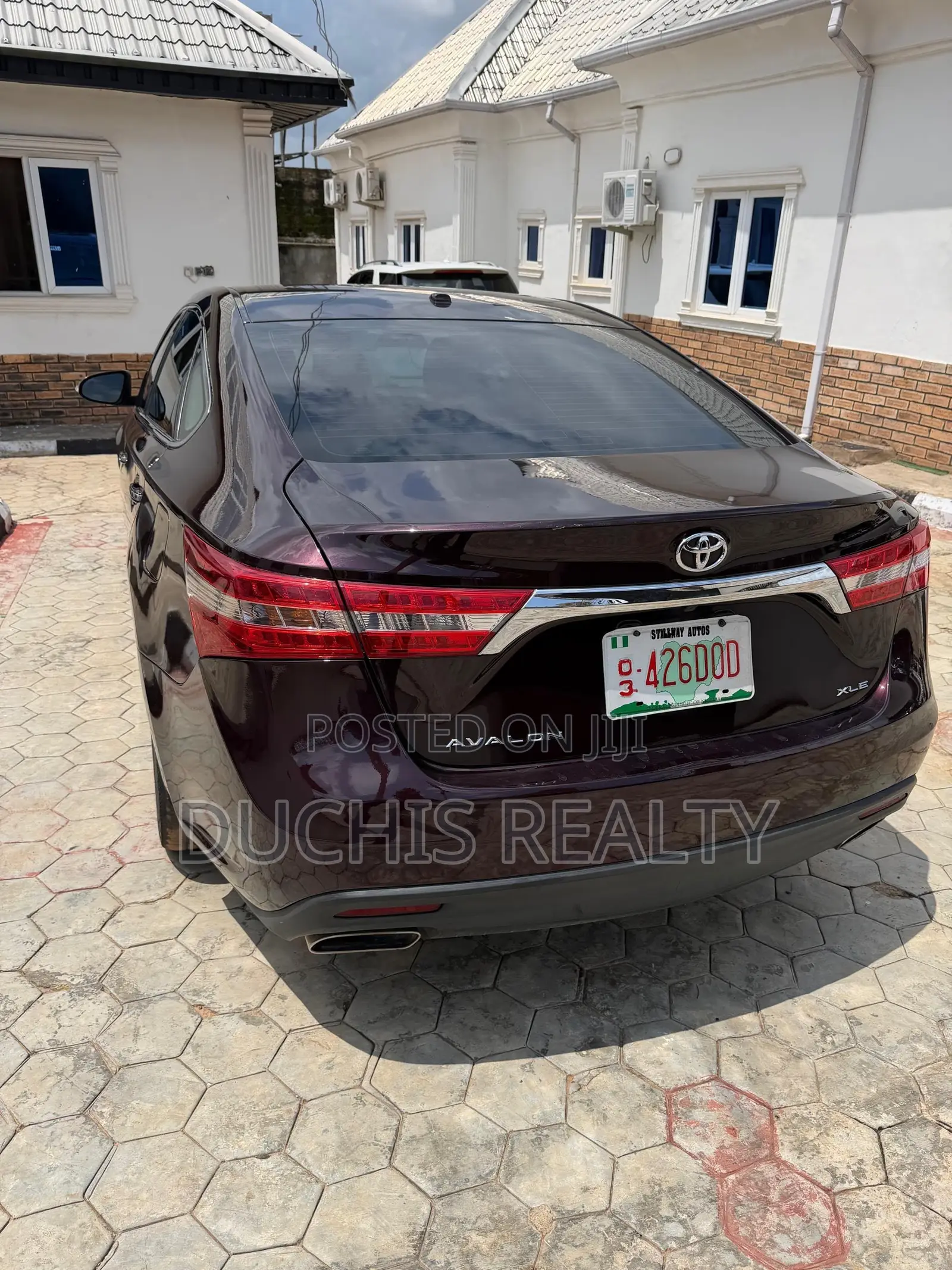 Toyota Avalon XLE Premium 4dr Sedan (3.5L 6cyl 6A) 2015 Burgundy