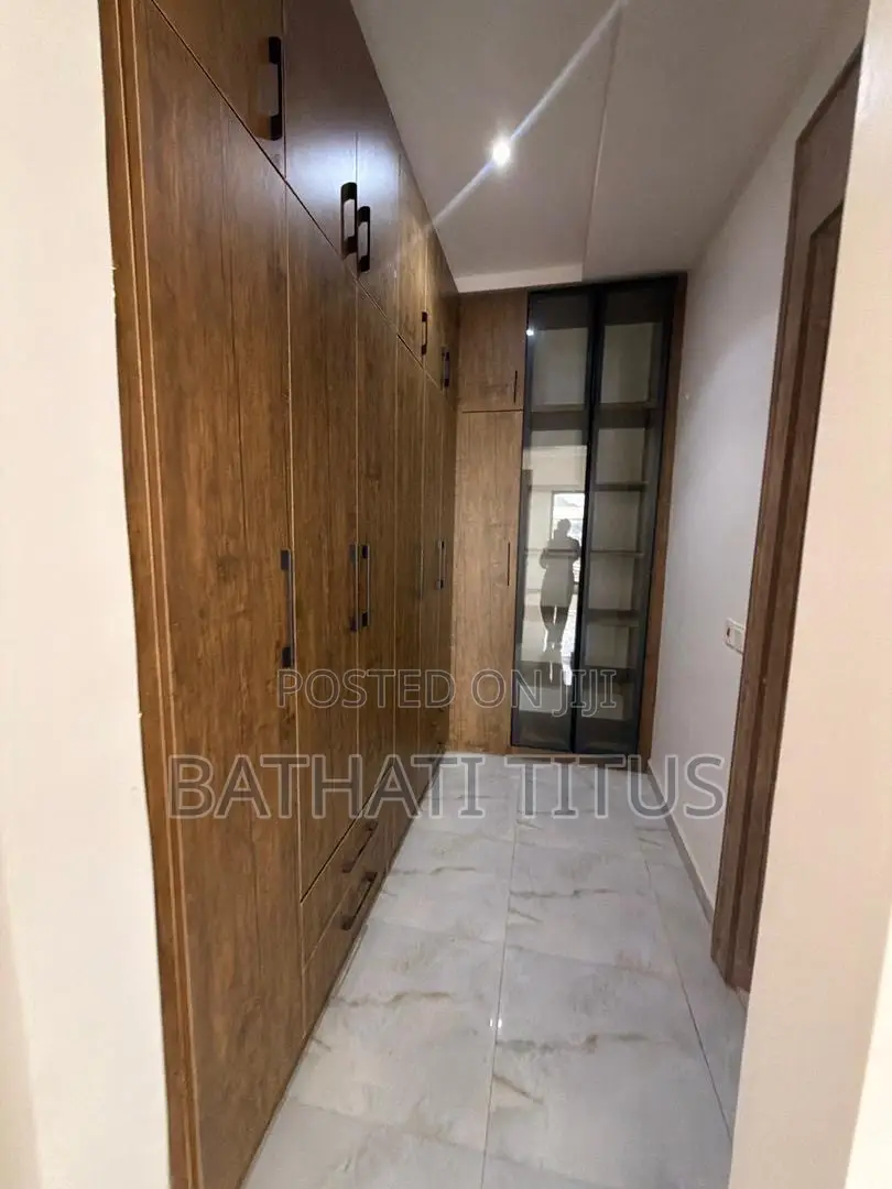 4bdrm Duplex in Jahi for sale
