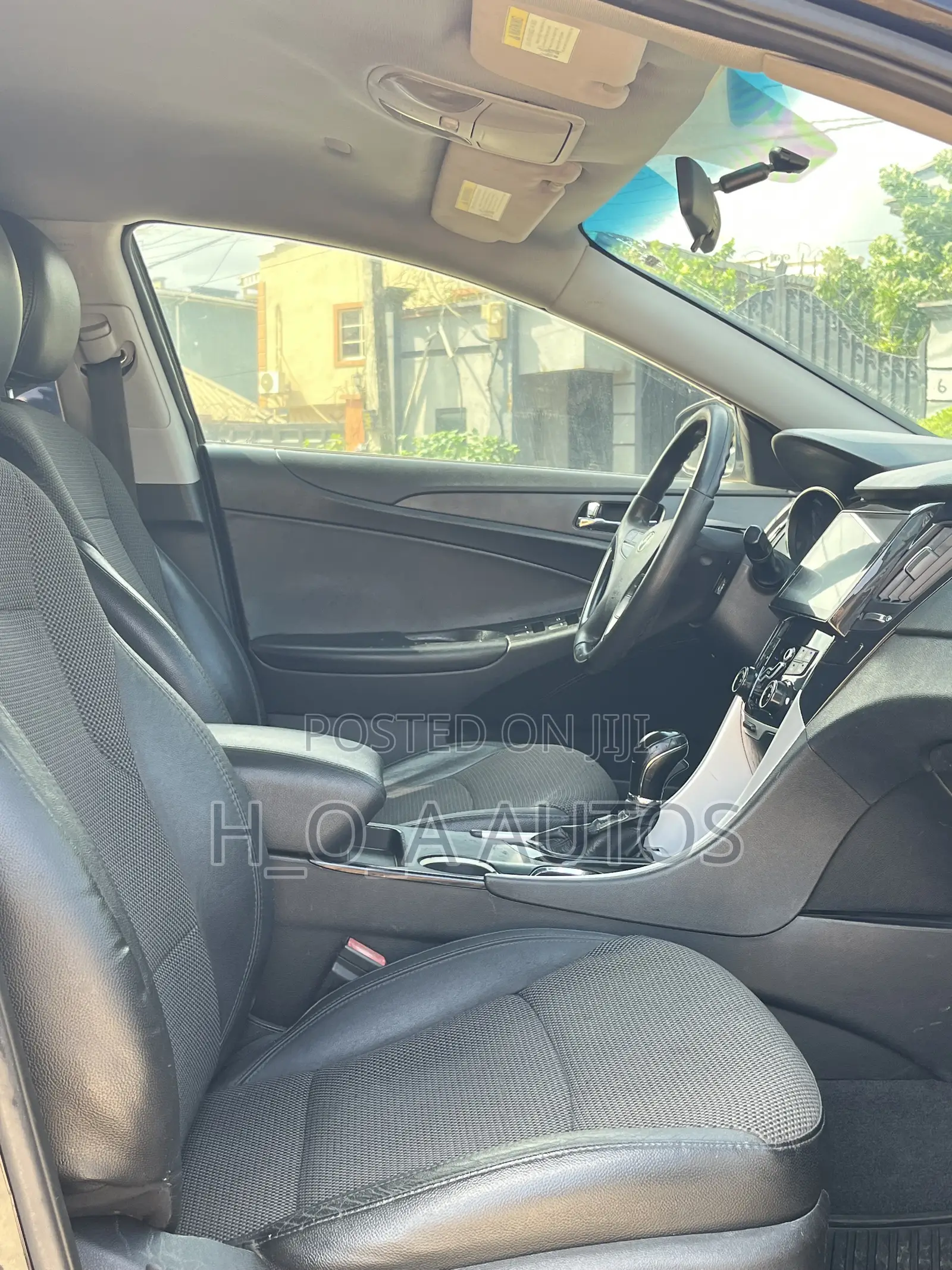 Hyundai Sonata SE 2.0T Sedan FWD (2.0L 4cyl 6A) 2011 Black