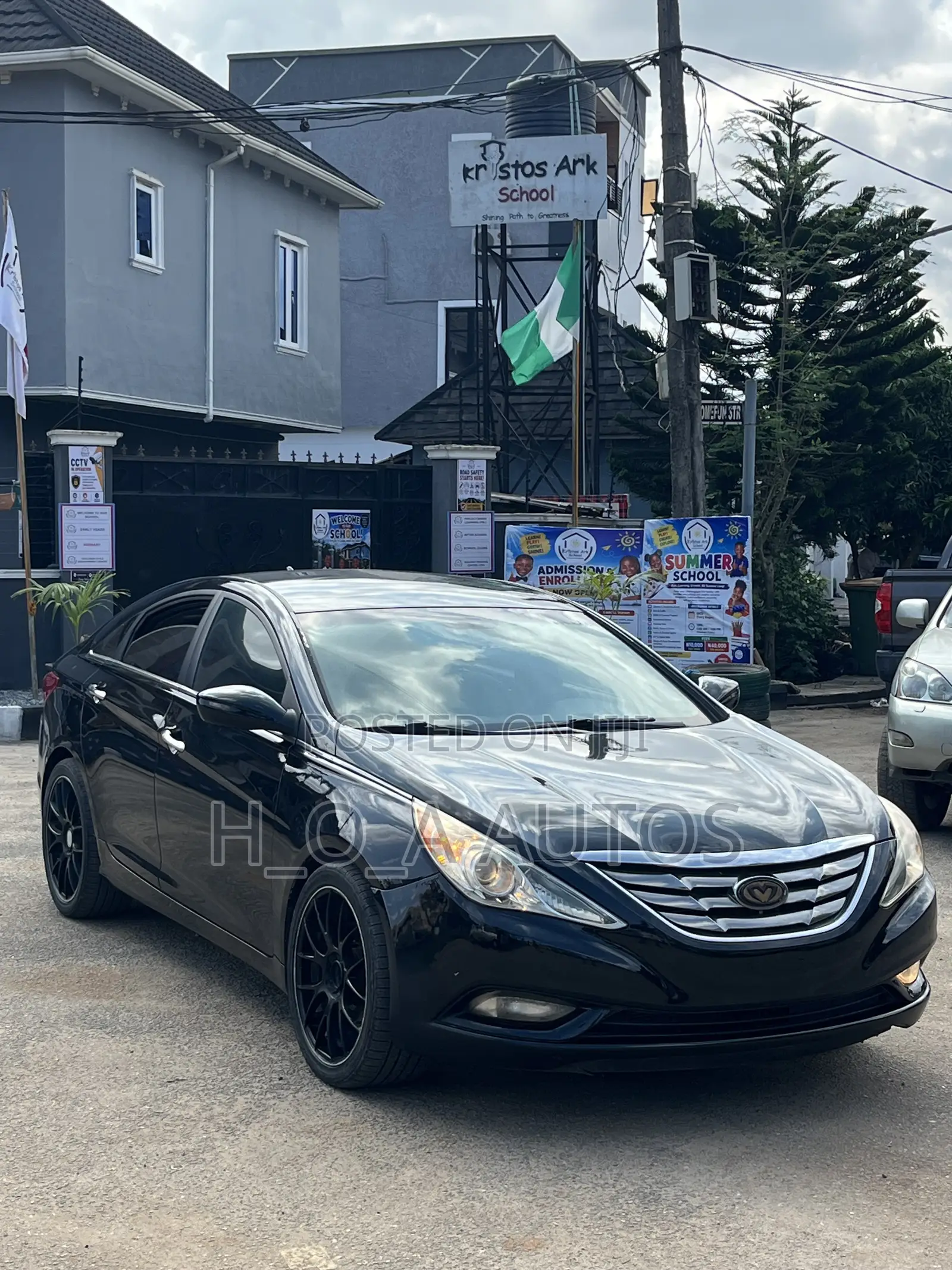 Hyundai Sonata SE 2.0T Sedan FWD (2.0L 4cyl 6A) 2011 Black