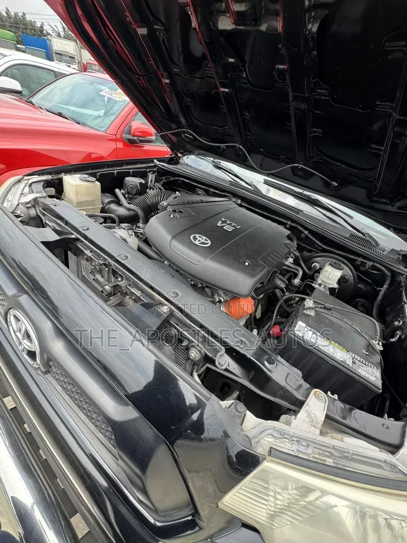 Toyota Tacoma 2014 Black