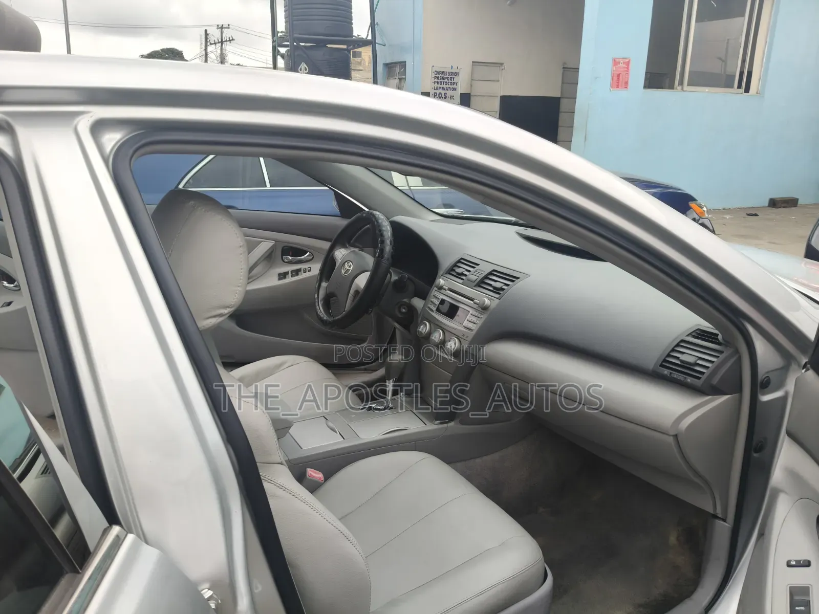 Toyota Camry 2011 Silver
