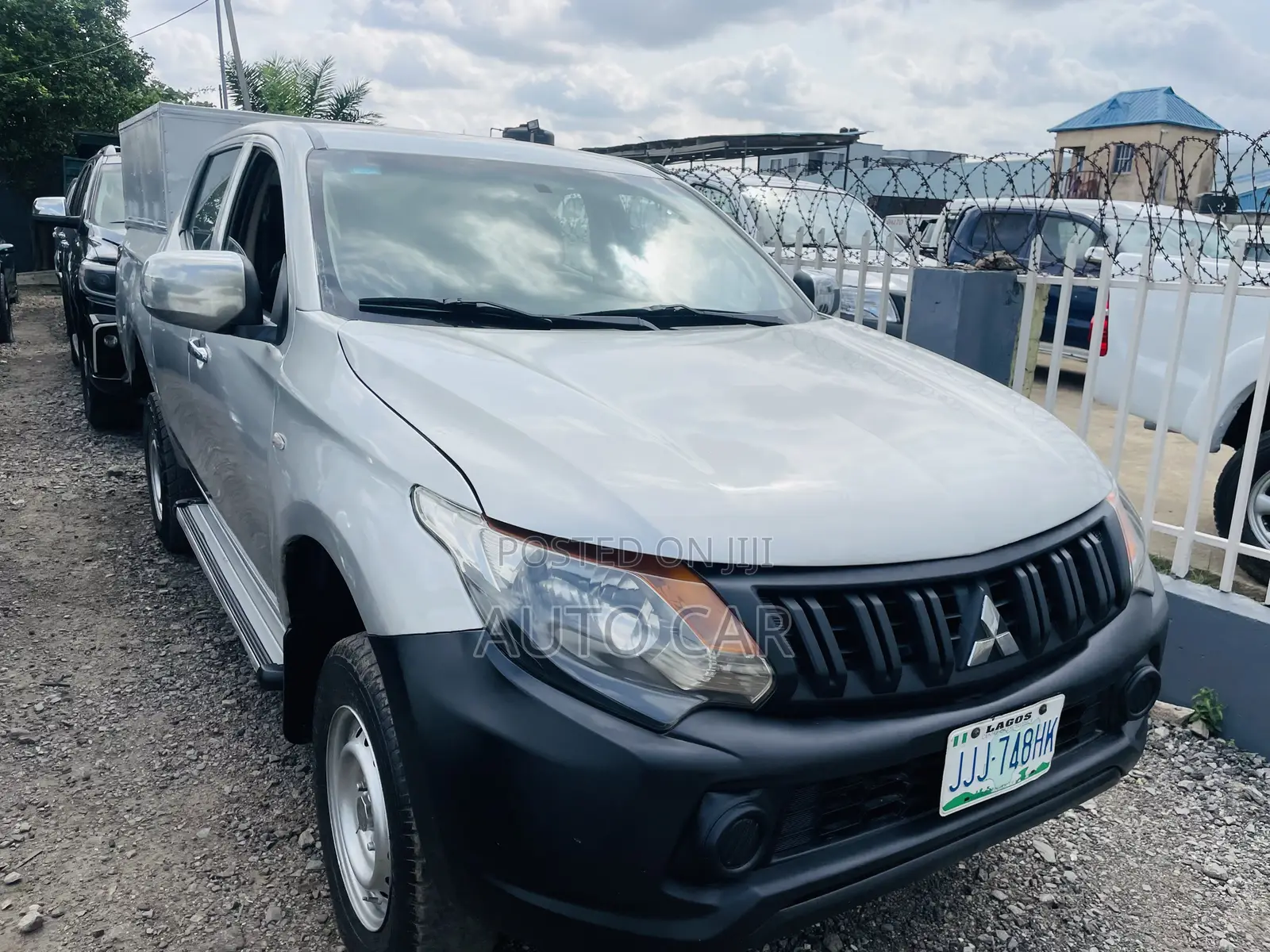 Mitsubishi L200 2016 Silver