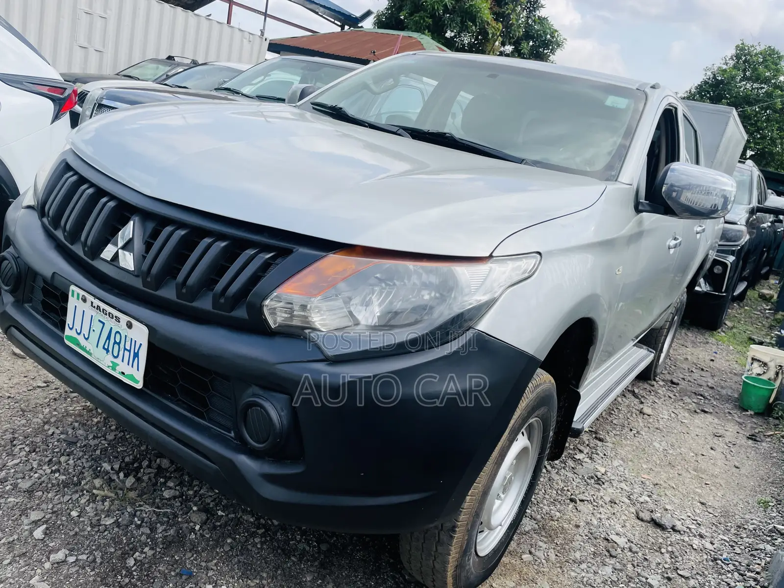 Mitsubishi L200 2016 Silver